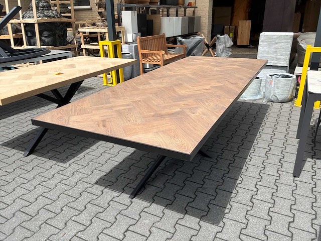 Chita group eiken parket eetkamertafel - afbeelding 2 van  4