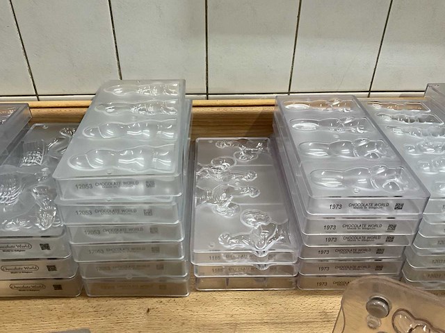 Chocolate world groot lot holle chocolade- vormen - 90 stuks (pasen) (90x) - afbeelding 5 van  10