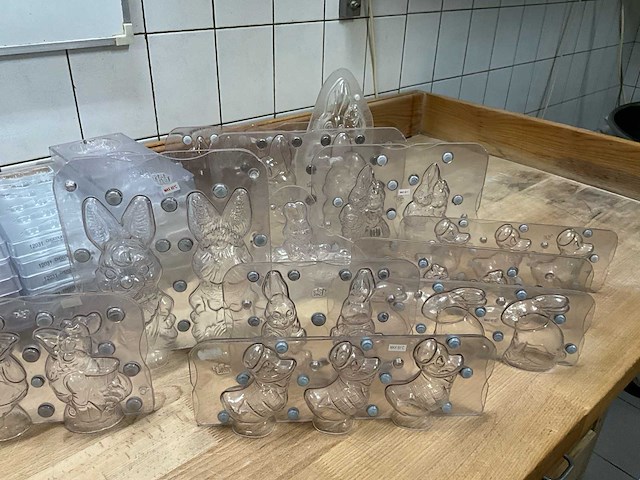 Chocolate world groot lot holle chocolade- vormen - 90 stuks (pasen) (90x) - afbeelding 7 van  10