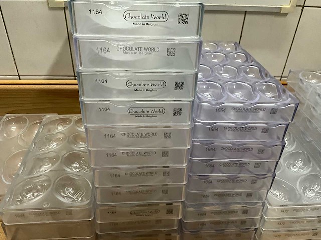 Chocolate world groot lot holle chocolade eieren (pasen) (184x) - afbeelding 5 van  23