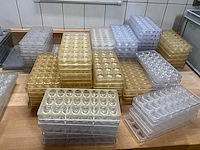 Chocolate world lot chocoladevormen pralines (divers) - stuks (200x) - afbeelding 3 van  17