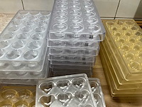 Chocolate world lot chocoladevormen pralines (divers) - stuks (200x) - afbeelding 6 van  17