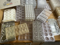 Chocolate world lot chocoladevormen pralines (divers) - stuks (200x) - afbeelding 11 van  17