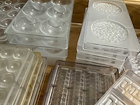 Chocolate world lot chocoladevormen pralines (divers) - stuks (200x) - afbeelding 13 van  17