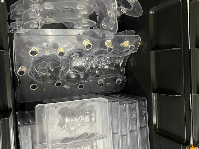 Chocolate world lot chocoladevormen “sint” - 49 stuks (49x) - afbeelding 7 van  8