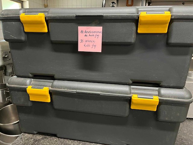 Chocolate world lot chocoladevormen “sint” - 49 stuks (49x) - afbeelding 8 van  8