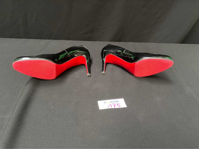 Christian louboutin hakken maat 38 (gebruikt) - afbeelding 2 van  2