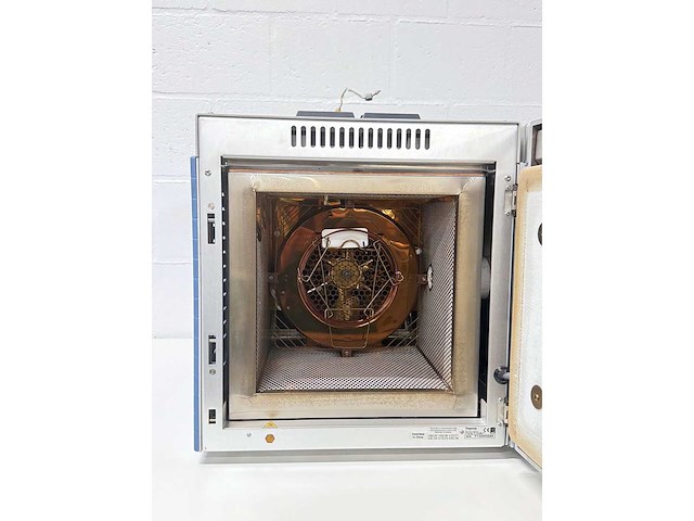 Chromatografie - thermowetenschappelijk - trace 1310 gaschromatograaf + trace 1310 hulpoven - afbeelding 5 van  7