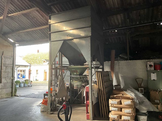 Chronos voedersilo met weeg-doseerunit - afbeelding 5 van  6