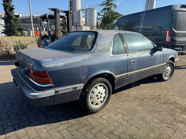 Chrysler - le baron - classic cars >15 - afbeelding 8 van  12