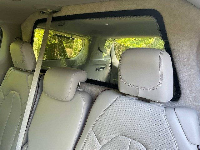 Chrysler - pacifica - crew cab lichte vracht limited full option - 2017 - afbeelding 22 van  54