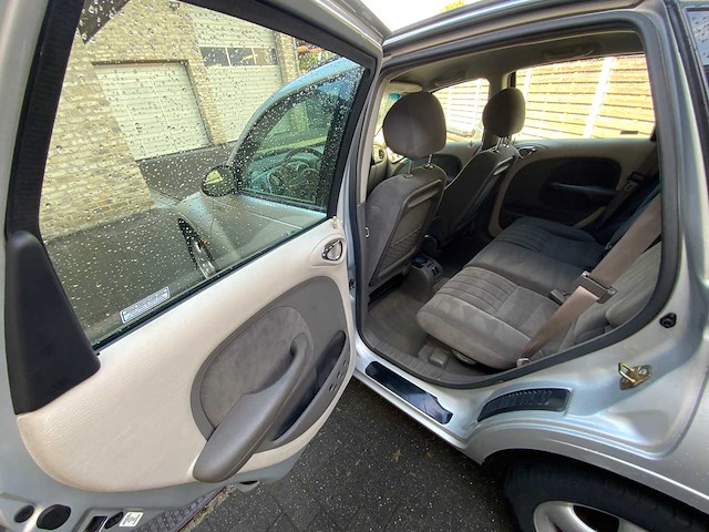 Chrysler - pt cruiser - car - 2000 - afbeelding 15 van  27