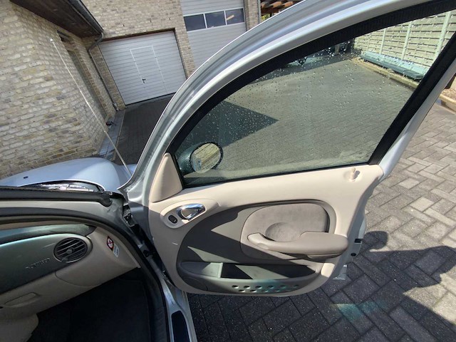 Chrysler - pt cruiser - car - 2000 - afbeelding 10 van  27