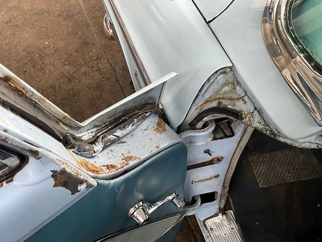 Chrysler windsor oldtimer - afbeelding 35 van  49