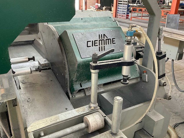 Ciemme elettra 550 cnc dubbele verstekzaagmachine - afbeelding 5 van  8