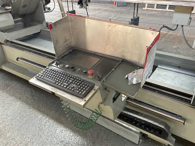 Ciemme elettra 550 cnc dubbele verstekzaagmachine - afbeelding 6 van  8