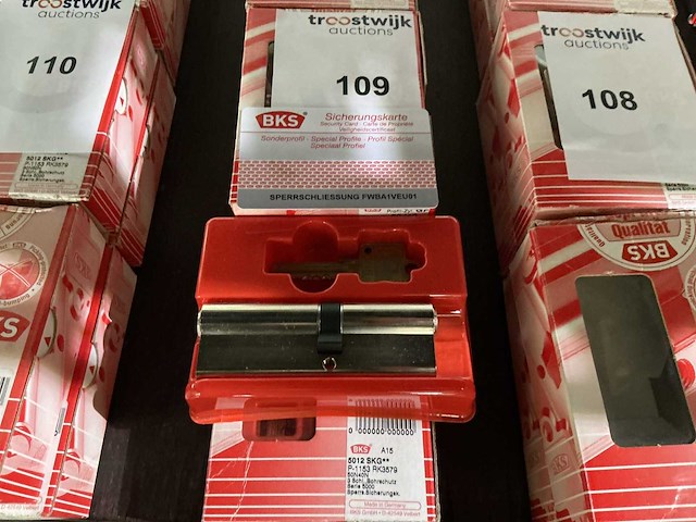 Cilinder slot inclusief 3 sleutels + beveiligingskaart - afbeelding 1 van  1