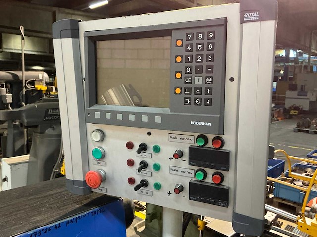 Cincinnati gereedschapslijpmachine - afbeelding 4 van  10