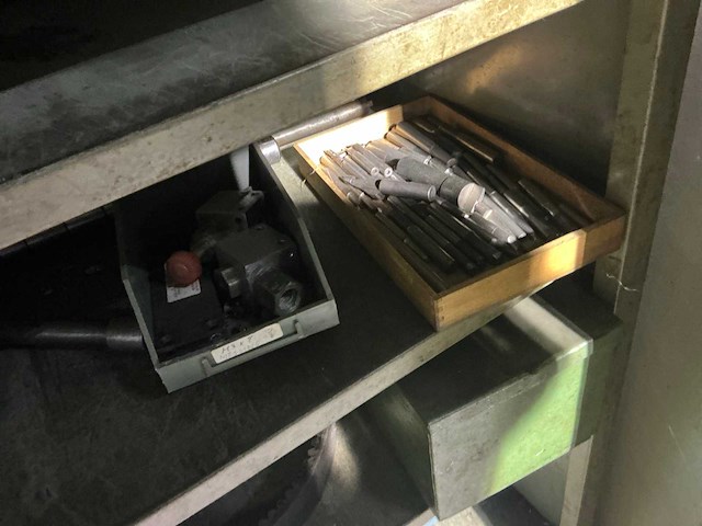 Cincinnati toolmaster vertikale freesmachine - afbeelding 2 van  14