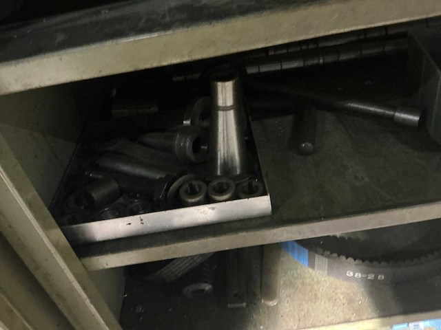 Cincinnati toolmaster vertikale freesmachine - afbeelding 3 van  14