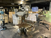Cincinnati toolmaster vertikale freesmachine - afbeelding 1 van  15