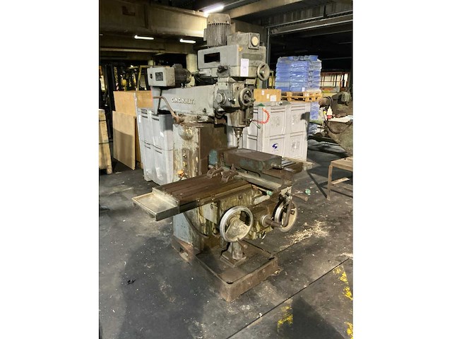 Cincinnati toolmaster vertikale freesmachine - afbeelding 9 van  15