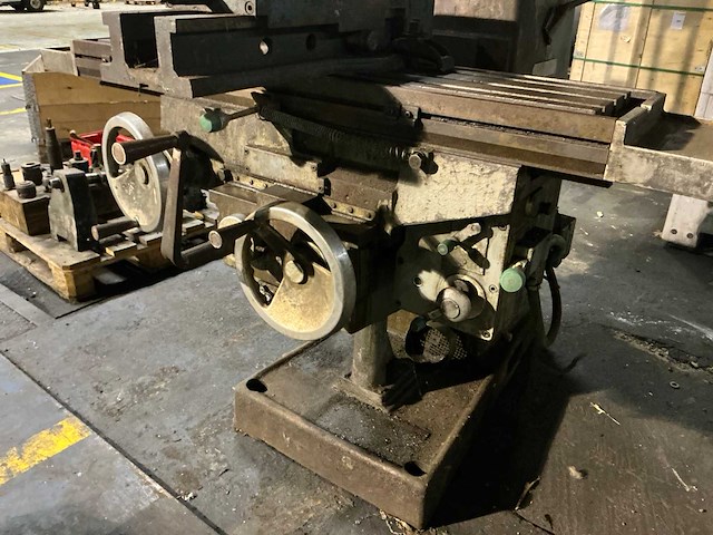 Cincinnati toolmaster vertikale freesmachine - afbeelding 13 van  15