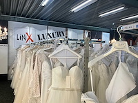 Circa 11,50 lopende meter hoge modulaire winkelrekken - afbeelding 13 van  15