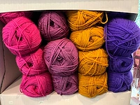 Circa 127 scheepjes color craft anti piling diverse brei en haakgarens - afbeelding 5 van  20