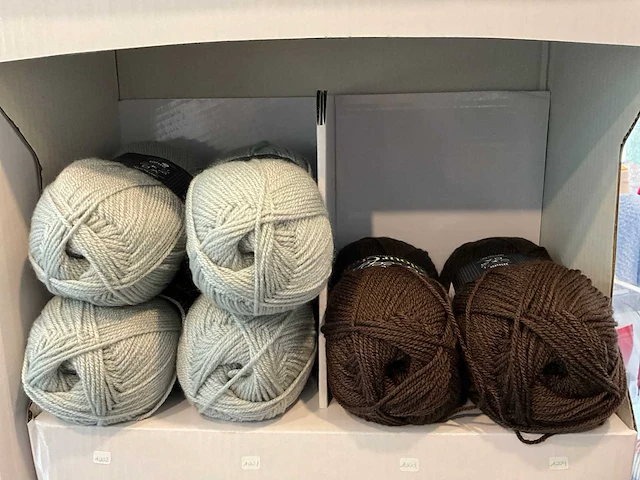 Circa 127 scheepjes color craft anti piling diverse brei en haakgarens - afbeelding 9 van  20