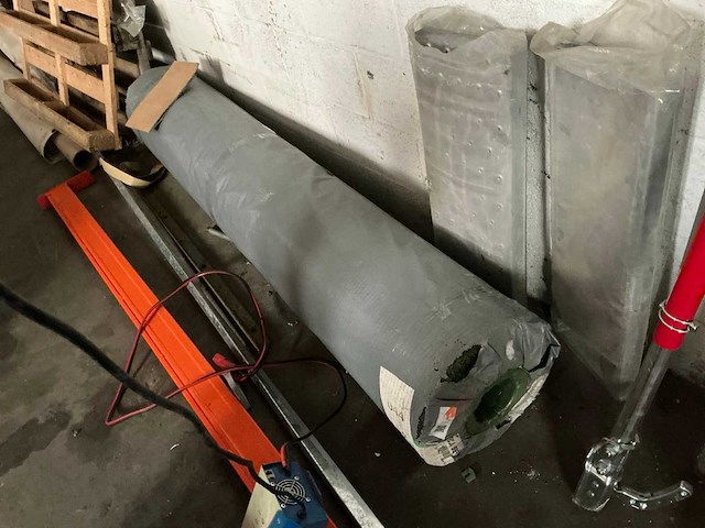 Circa 150m2 kunstgras - afbeelding 6 van  7