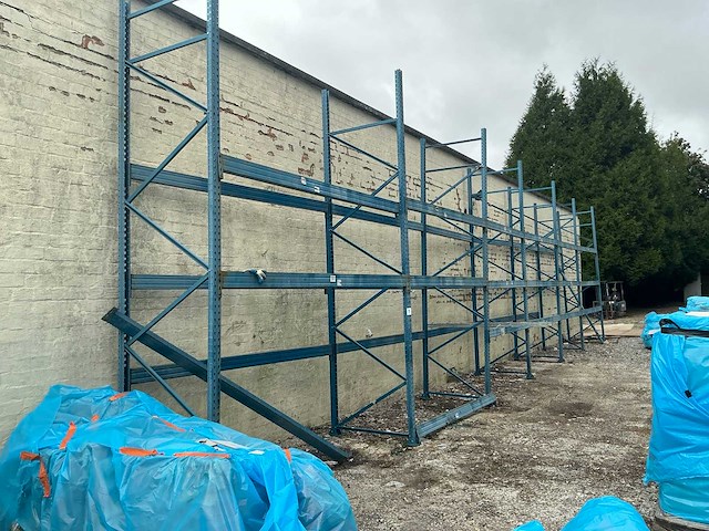 Circa 17 meter palletstelling - afbeelding 1 van  11