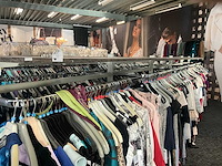 Circa 19 lopende meter lage modulaire winkelrekken - afbeelding 4 van  15