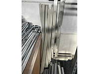 Circa 19 lopende meter lage modulaire winkelrekken - afbeelding 7 van  15