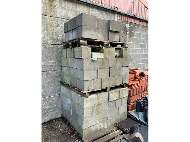 Circa 200 betonstenen (200x) - afbeelding 2 van  4