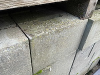 Circa 200 betonstenen (200x) - afbeelding 3 van  4
