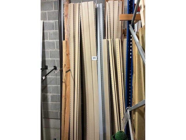 Circa 20m2 pvc bekledingspanelen en profielen - afbeelding 1 van  3