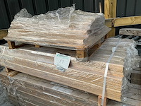 Circa 225 meter plinten (eik) - afbeelding 1 van  5