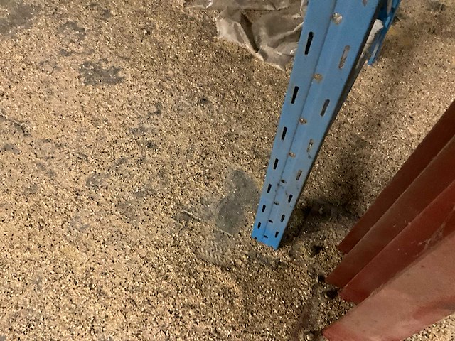 Circa 23,50 lopende meter stow palletstelling - afbeelding 7 van  19