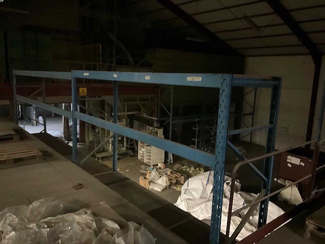 Circa 23,50 lopende meter stow palletstelling - afbeelding 1 van  19