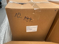 Circa 480kg diverse voedingssupplementen - afbeelding 5 van  9