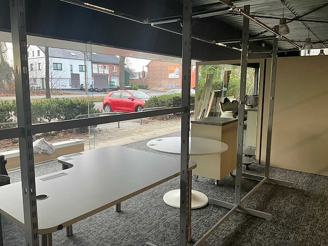 Circa 70 lopende meter modulaire winkelrekken - afbeelding 7 van  32