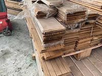 Circa 720 meter plinten (eik) - afbeelding 8 van  9