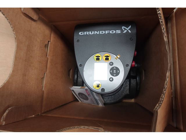 Circulatiepomp grundfos - afbeelding 1 van  3