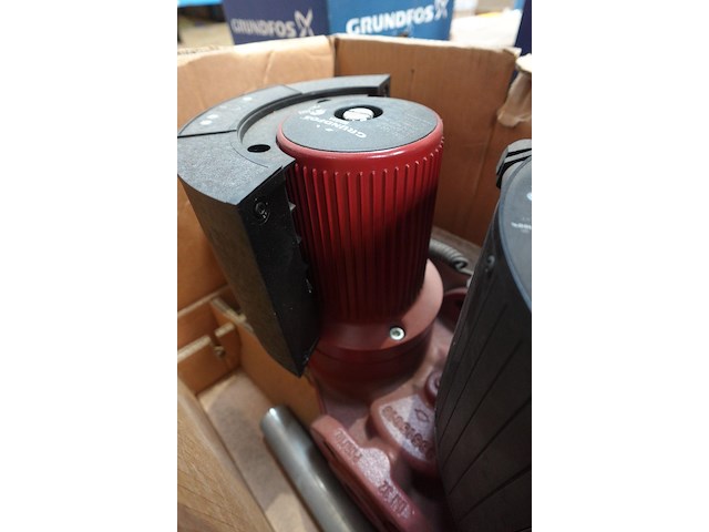 Circulatiepomp grundfos - afbeelding 3 van  3