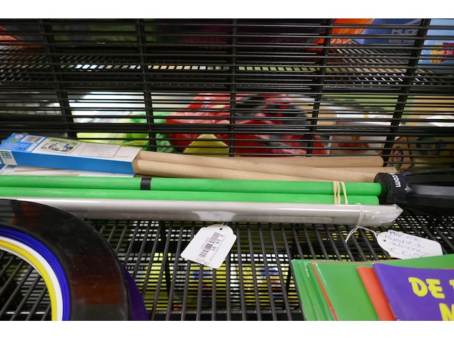 Circusmateriaal - afbeelding 4 van  6