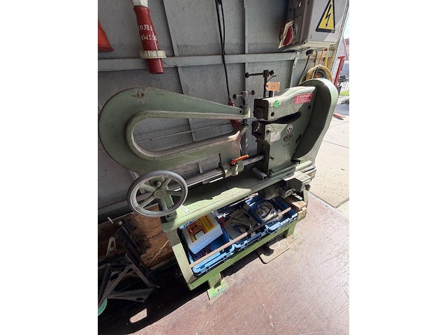 Cirkel/rondsnijmachine fasti - afbeelding 2 van  2