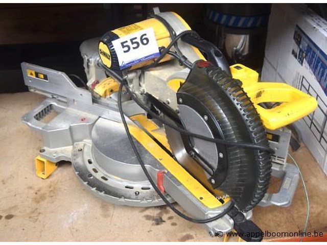 Cirkelzaag dewalt dws780, 1675w, werking niet gekend - afbeelding 1 van  3