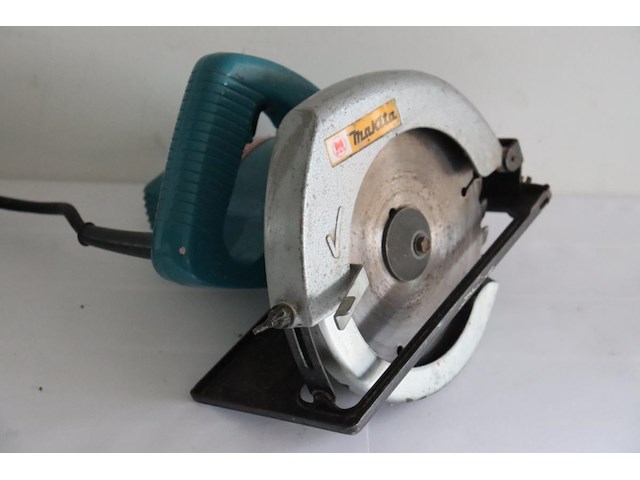 Cirkelzaag makita 5800nb - afbeelding 2 van  4
