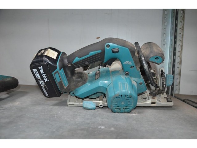 Cirkelzaag makita dhs 680 op accu met 1 accu (11,15) - afbeelding 3 van  6